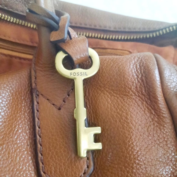 Fossil Fiona Leather Satchel - Picture 11 of 14